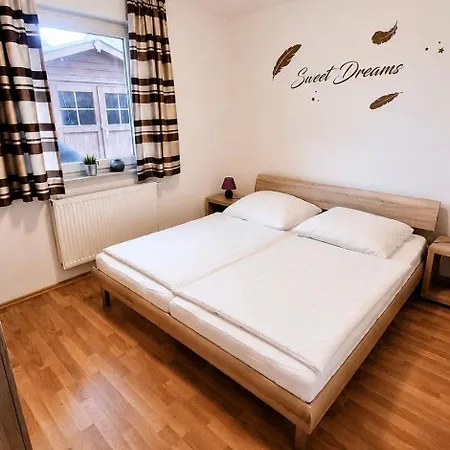 Seeurlaub Müritz - Pinus Eg Mit Sauna, Nur 300 M Zum Apartment *